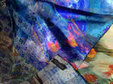 Load image into Gallery viewer, Luxurious silk scarves